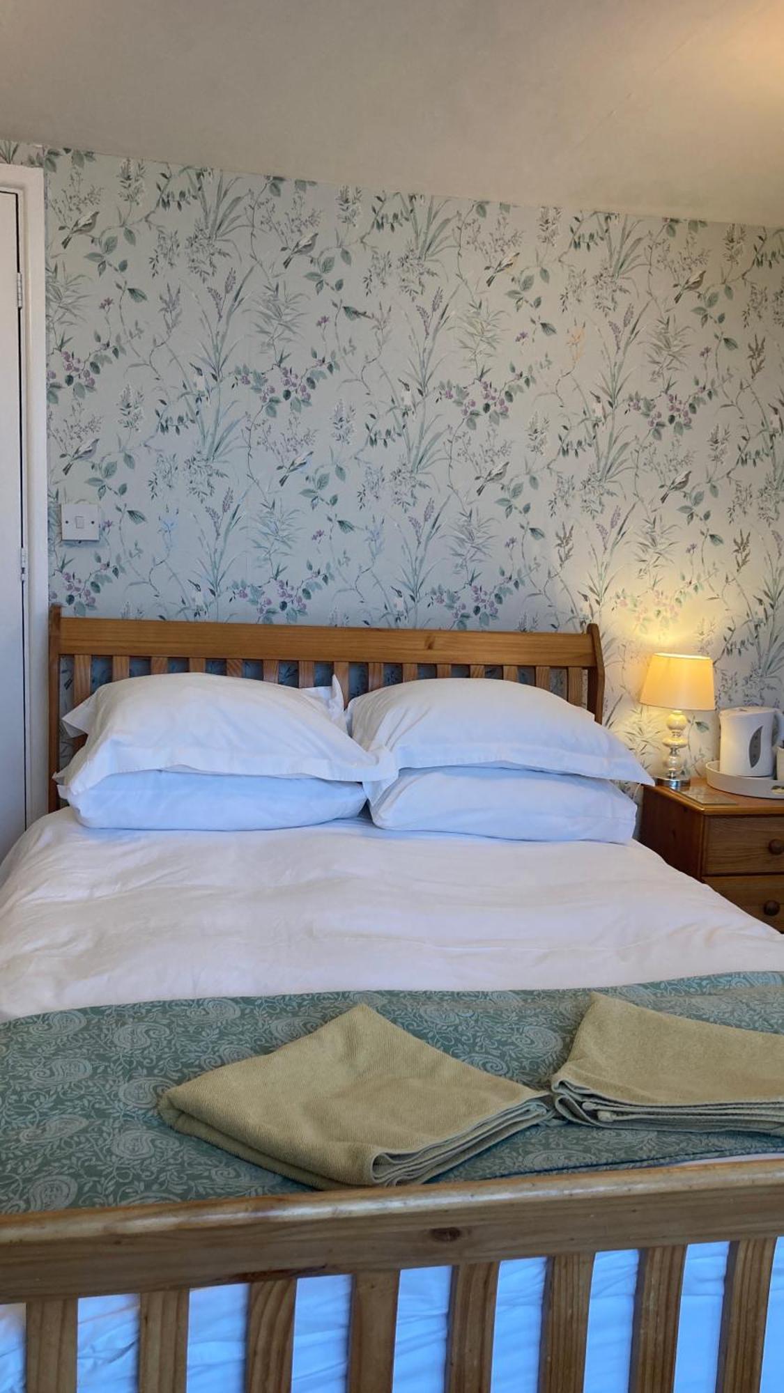 Whitecliff Guest House Weymouth Zewnętrze zdjęcie